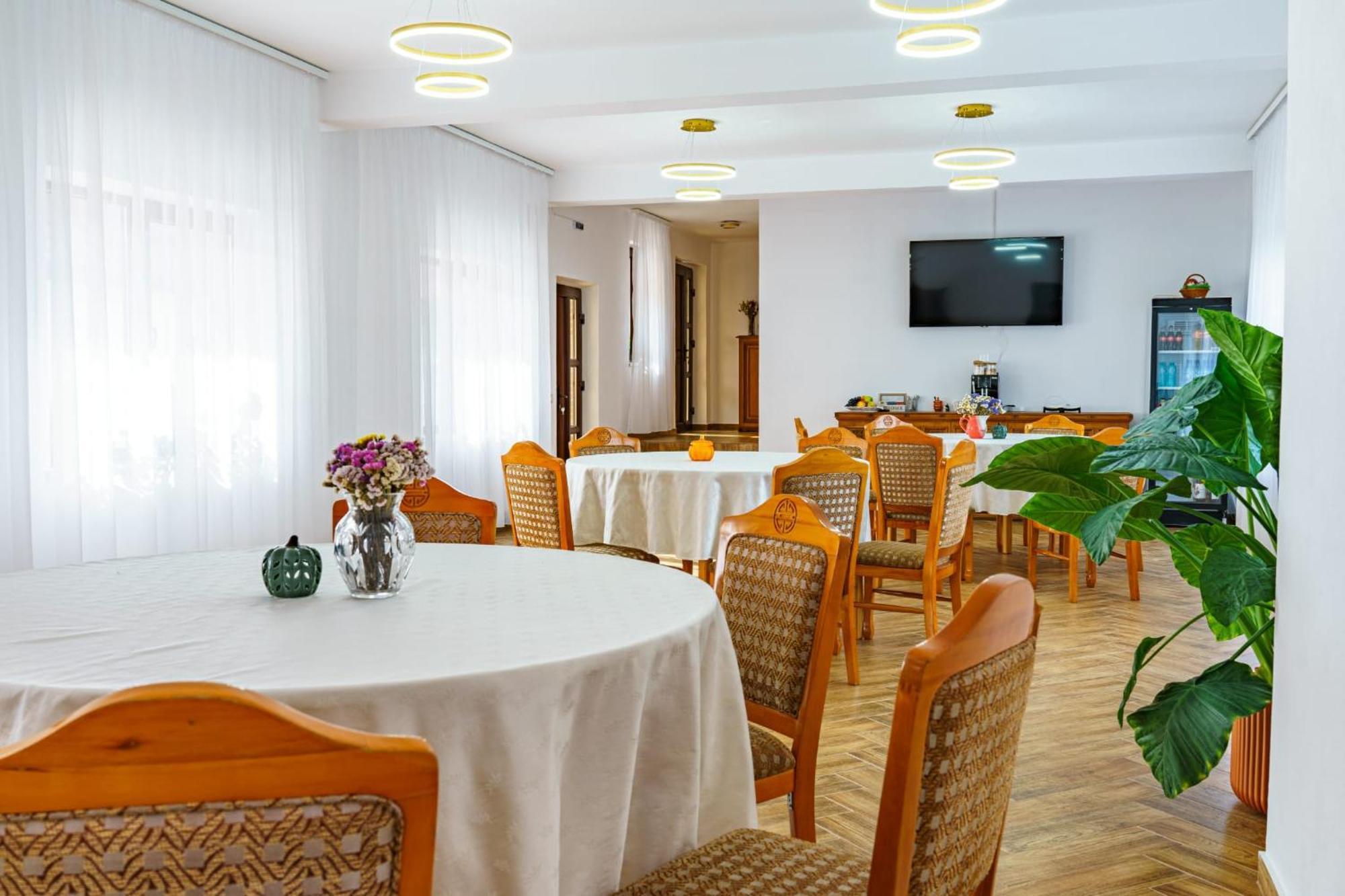 Casa Zuz Voronet Hotel Gura Humorului Kültér fotó