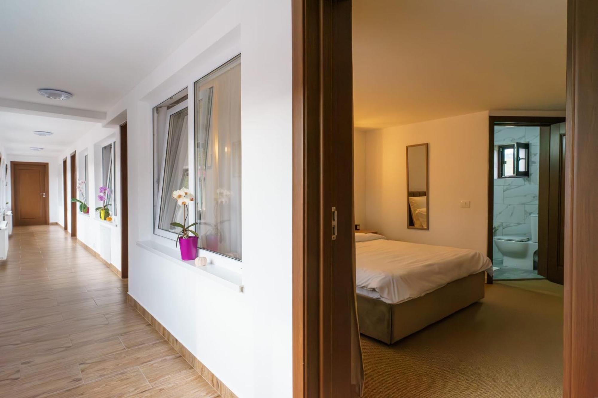 Casa Zuz Voronet Hotel Gura Humorului Kültér fotó